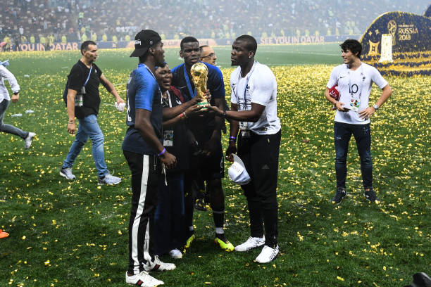 他曾多次完 他曾多次完