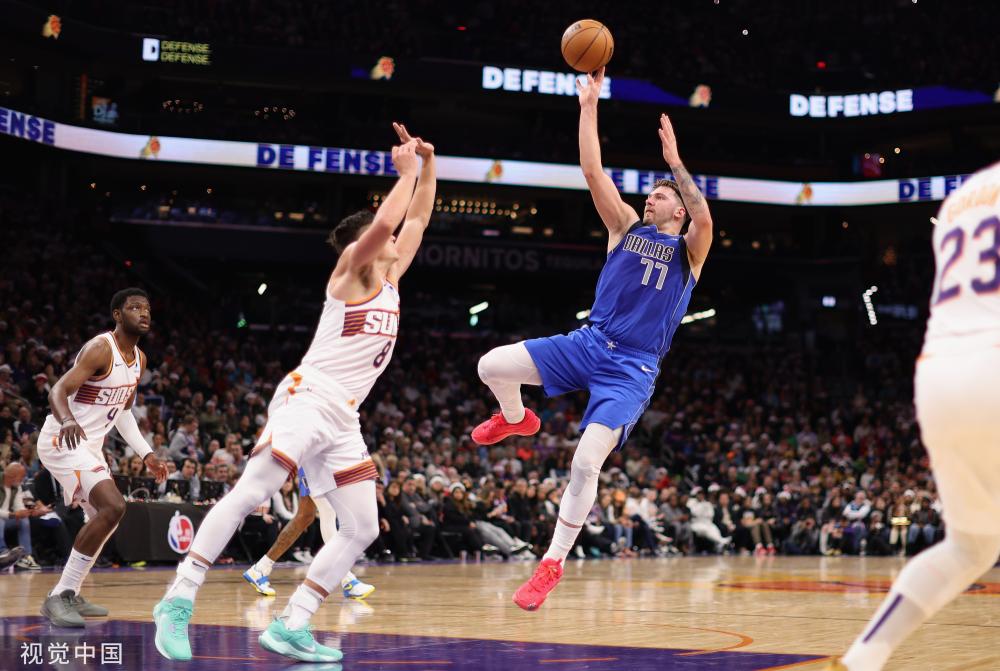 他进一步提 他进一步提