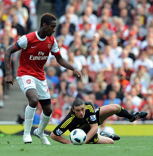 相比之下 相比之下