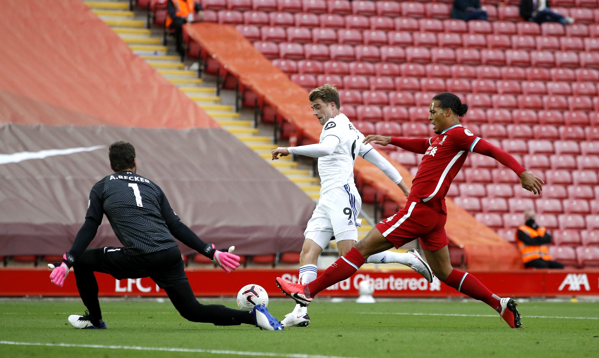 送出一脚势 送出一脚势